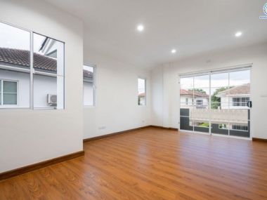 (**Sold out**) บ้านเดี่ยว ม.ชลลดา วัดลาดปลาดุก ใกล้รถไฟฟ้าสายสีม่วง สถานีคลองบางไผ่