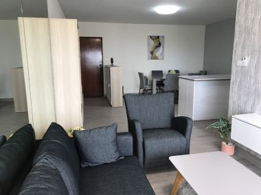 New Fully Renovated S.V. City Condo for Sales 2 Bedrooms 75 Sqm. River View