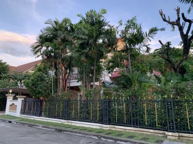 House for sale, luxury house, Laddarom Elegance, Kaset Nawamin, The owner takes good care of the house.