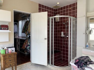 House for sale, luxury house, Laddarom Elegance, Kaset Nawamin, The owner takes good care of the house.