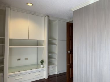 For rent!!! at Richmond Palace 3 Bedroom 3 Bathroom 60, 000THB/month Fully furnished