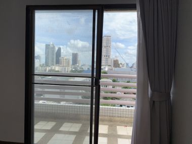 For rent!!! at Richmond Palace 3 Bedroom 3 Bathroom 60, 000THB/month Fully furnished