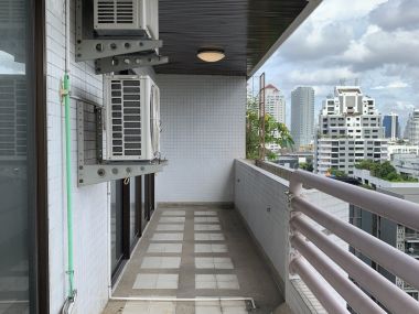 For rent!!! at Richmond Palace 3 Bedroom 3 Bathroom 60, 000THB/month Fully furnished