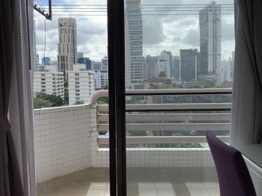 For rent!!! at Richmond Palace 3 Bedroom 3 Bathroom 60, 000THB/month Fully furnished