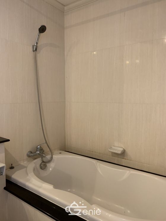 คอนโดให้เช่า Supalai Premier Place Asoke เพียง 30,000บาท/เดือน 2 ห้องนอน 2 ห้องน้ำ 85ตรม. ใกล้ BTS อโศก เฟอร์นิเจอร์ครบพร้อมเข้าอยู่