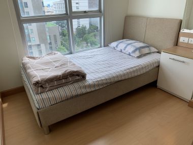 ให้เช่า!!! Life @ Ratchada - Huay Kwang 2 ห้องนอน มีอ่างอาบน้ำ 65ตรม ใกล้ MRT ห้วยขวาง เพียง 25, 000บาท/เดือน เฟอร์นิเจอร์ครบพร้อมเข้าอยู่ (ราคาต่อรองได้)