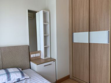 ให้เช่า!!! Life @ Ratchada - Huay Kwang 2 ห้องนอน มีอ่างอาบน้ำ 65ตรม ใกล้ MRT ห้วยขวาง เพียง 25, 000บาท/เดือน เฟอร์นิเจอร์ครบพร้อมเข้าอยู่ (ราคาต่อรองได้)