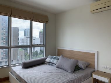 ให้เช่า!!! Life @ Ratchada - Huay Kwang 2 ห้องนอน มีอ่างอาบน้ำ 65ตรม ใกล้ MRT ห้วยขวาง เพียง 25, 000บาท/เดือน เฟอร์นิเจอร์ครบพร้อมเข้าอยู่ (ราคาต่อรองได้)