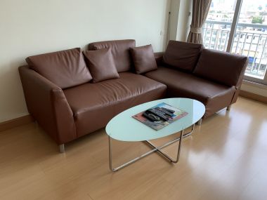 ให้เช่า!!! Life @ Ratchada - Huay Kwang 2 ห้องนอน มีอ่างอาบน้ำ 65ตรม ใกล้ MRT ห้วยขวาง เพียง 25, 000บาท/เดือน เฟอร์นิเจอร์ครบพร้อมเข้าอยู่ (ราคาต่อรองได้)