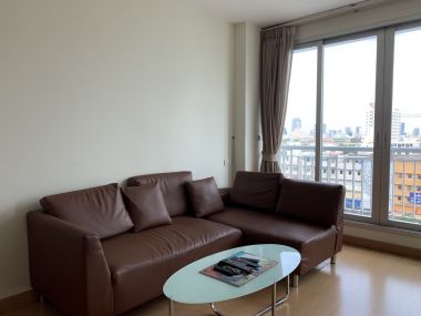 ให้เช่า!!! Life @ Ratchada - Huay Kwang 2 ห้องนอน มีอ่างอาบน้ำ 65ตรม ใกล้ MRT ห้วยขวาง เพียง 25, 000บาท/เดือน เฟอร์นิเจอร์ครบพร้อมเข้าอยู่ (ราคาต่อรองได้)