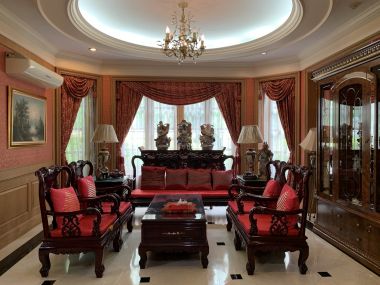 House and office warehouse