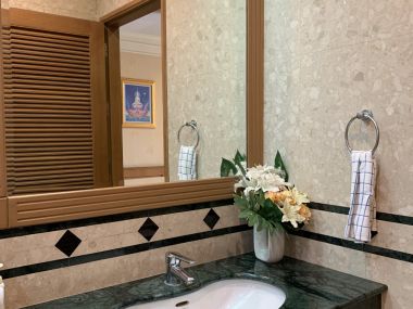 House and office warehouse