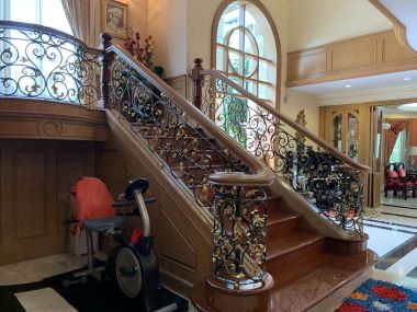 House and office warehouse