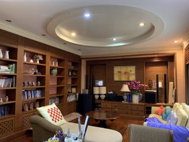 House and office warehouse