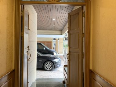 House and office warehouse