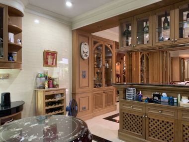 House and office warehouse