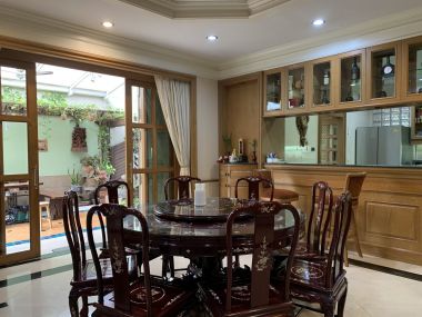 House and office warehouse