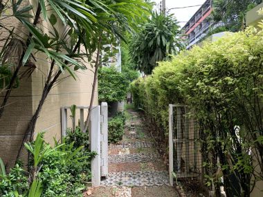 House and office warehouse