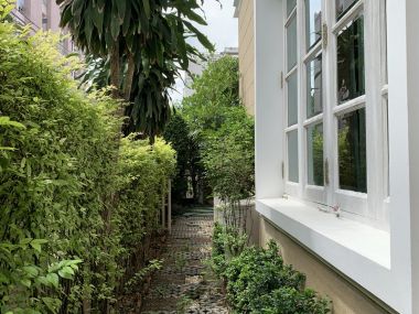 House and office warehouse