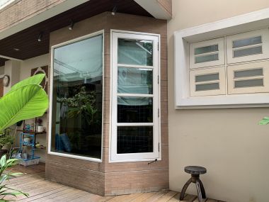 House and office warehouse