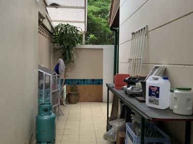 House and office warehouse