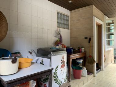 House and office warehouse