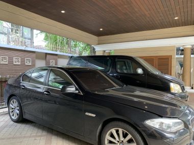 House and office warehouse