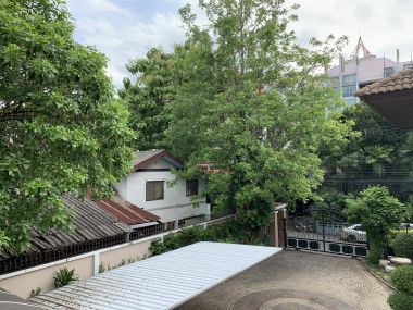 House and office warehouse