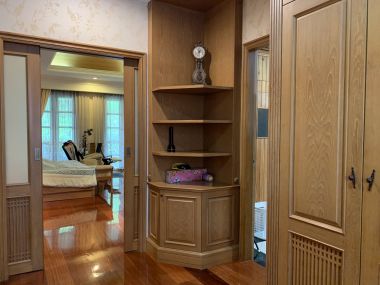 House and office warehouse