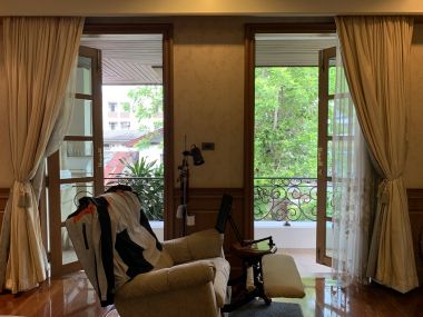 House and office warehouse