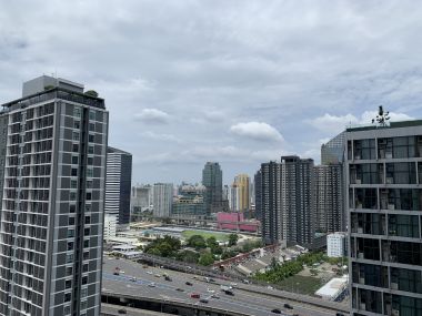 **ขายด่วน** Rhythm Asoke ขนาด 41.5 ตรม. 2 นอน  น้ำ ชั้น 24 ราคาขาย 6.8 ล้าน (รวมค่าใช้จ่ายแล้ว) Fully furnished (ต่อรองได้)