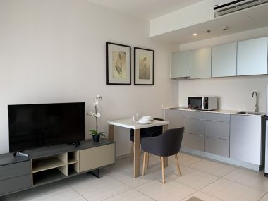 Hot! !! ! 1 Bedroom , 1 Bathroom for sale at Ideo Q Phayathai 1 Bedroom 1 Bathroom 8,100, 000THB Transfer 50/50 Fully furnished