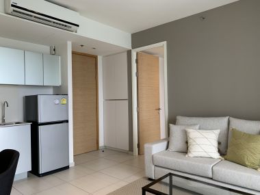 Hot! !! ! 1 Bedroom , 1 Bathroom for sale at Ideo Q Phayathai 1 Bedroom 1 Bathroom 8,100, 000THB Transfer 50/50 Fully furnished