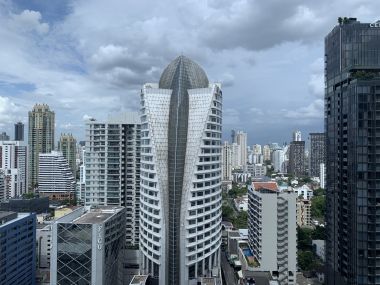 คอนโดให้เช่า ASHTON ASOKE ในราคาเพียง 38,000บาท/เดือน 1 ห้องนอน 1 ห้องน้ำ 37ตรม. ติดรถไฟฟ้า MRT สุขุมวิท เฟอร์นิเจอร์ครบพร้อมเข้าอยู่