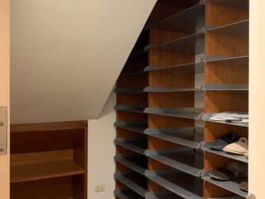 For rent at Las Colinas Penthouse 4 Bedroom 6 Bathroom 1 working room, 1 made room 320,000THB/month Fully furnished (can negotiate)