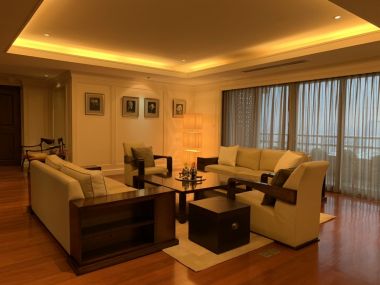 For rent at Las Colinas Penthouse 4 Bedroom 6 Bathroom 1 working room, 1 made room 320,000THB/month Fully furnished (can negotiate)