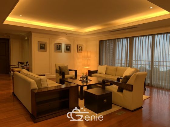 Las Colinas คอนโดหรู ใจกลางอโศก Style Penthouse 4 ห้องนอน 1 ห้องทำงาน 1 ห้องแม่บ้าน 700ตรม. ใกล้ BTS อโศก ให้เช่าเพียง 320,000บาท/เดือน เฟอร์นิเจอร์ครบพร้อมเข้าอยู่ (ราคาต่อรองได้)