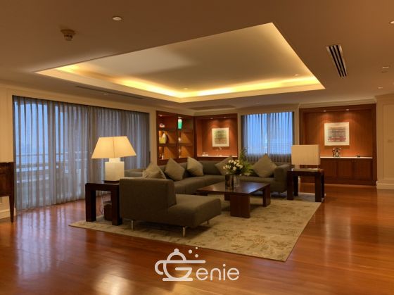 Las Colinas คอนโดหรู ใจกลางอโศก Style Penthouse 4 ห้องนอน 1 ห้องทำงาน 1 ห้องแม่บ้าน 700ตรม. ใกล้ BTS อโศก ให้เช่าเพียง 320,000บาท/เดือน เฟอร์นิเจอร์ครบพร้อมเข้าอยู่ (ราคาต่อรองได้)