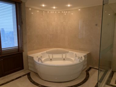 For rent at Las Colinas Penthouse 4 Bedroom 6 Bathroom 1 working room, 1 made room 320,000THB/month Fully furnished (can negotiate)