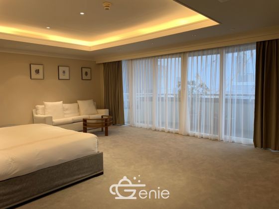 Las Colinas คอนโดหรู ใจกลางอโศก Style Penthouse 4 ห้องนอน 1 ห้องทำงาน 1 ห้องแม่บ้าน 700ตรม. ใกล้ BTS อโศก ให้เช่าเพียง 320,000บาท/เดือน เฟอร์นิเจอร์ครบพร้อมเข้าอยู่ (ราคาต่อรองได้)