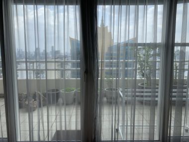 For rent at Las Colinas Penthouse 4 Bedroom 6 Bathroom 1 working room, 1 made room 320,000THB/month Fully furnished (can negotiate)