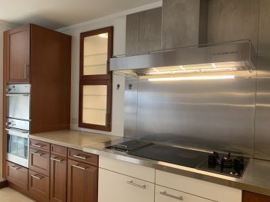 For rent at Las Colinas Penthouse 4 Bedroom 6 Bathroom 1 working room, 1 made room 320,000THB/month Fully furnished (can negotiate)