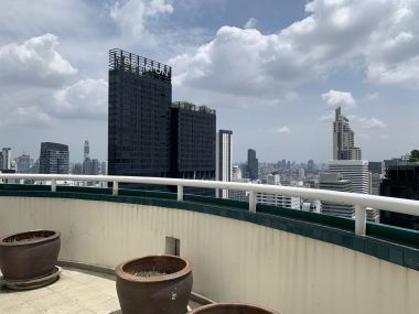 For rent at Las Colinas Penthouse 4 Bedroom 6 Bathroom 1 working room, 1 made room 320,000THB/month Fully furnished (can negotiate)