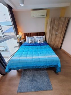 Condo for sale, Chateau in Town, Major Ratchayothin 2, Yield 6% (corner room 26.67 sqm., pool view, north) for sale by owner.