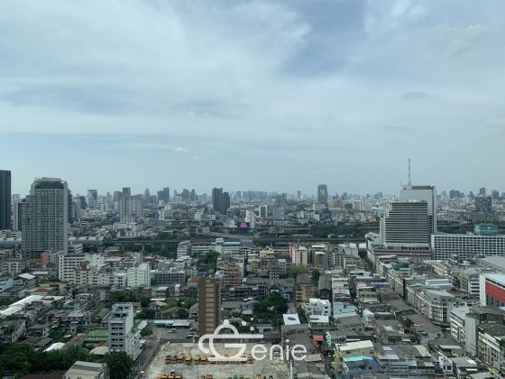 Amazing 1-BR Condo at Ideo Q Chidlom - Phetchaburi near BTS Chit Lom