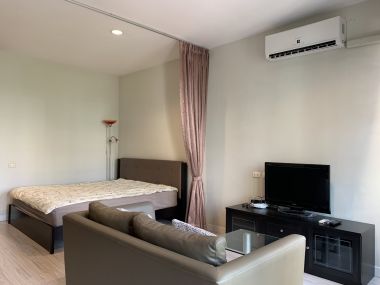 For rent! ! ! at CitiSmart Sukhumvit 18 Type 1 Bedroom 1 Bathroom 20,000/month Fully furnished (can negotiate )