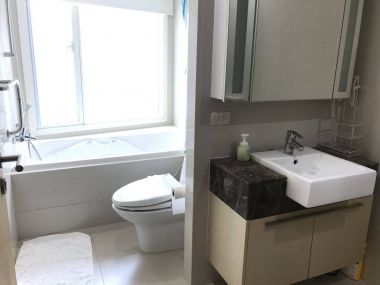 For rent at 39 by Sansiri 2 Bedroom 2 Bathroom 55,000THB/month Fully furnished PROP000208