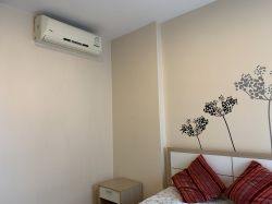 **Hot Deal** ปล่อยเช่า! ! เซ็นทริค ซีน รัชวิภา เพียง 15, 000บาท/เดือน (ต่อรองได้) 1 ห้องนอน ขนาด 42ตรม. ใกล้ MRT วงศ์สว่าง เฟอร์นิเจอร์ครบพร้อมเข้าอยู่