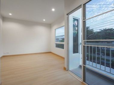 ทาวน์เฮ้าส์ ม.วิลเลตไลท์ ราชพฤกษ์-ปิ่นเกล้า ทั้งทางราชพฤกษ์ กาญจนาภิเษก และ นครอินทร์