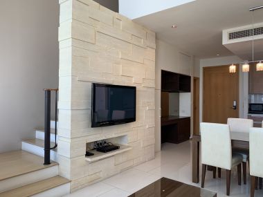 Special price!!! for rent! at The Emporio Place Duplex 1 Bedroom 1 Bathroom  42,000 THB/month Fully furnished